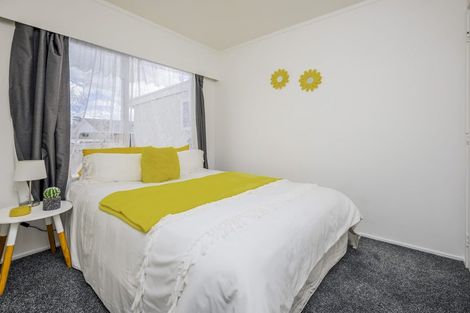 Photo of property in 1/9 Sharland Avenue, Manurewa, Auckland, 2102