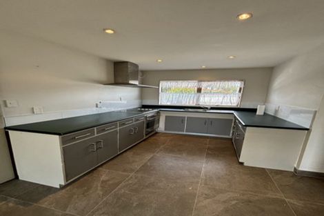 Photo of property in 35a Olive Terrace, Paraparaumu Beach, Paraparaumu, 5032