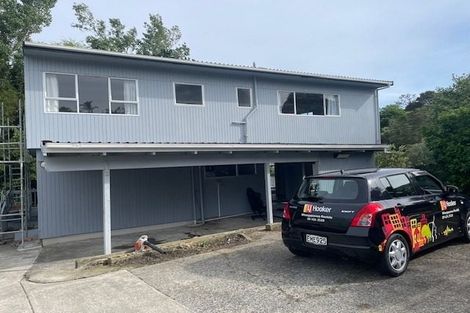 Photo of property in 23b Brian Crescent, Stanmore Bay, Whangaparaoa, 0932