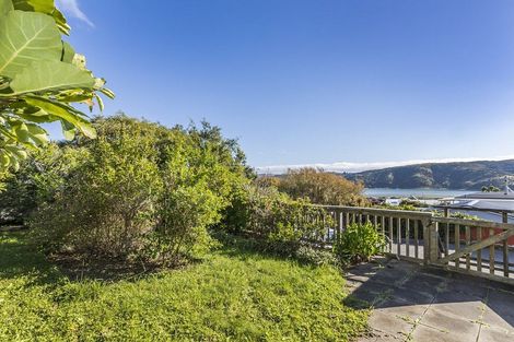 Photo of property in 8 Kiriwai Road, Paremata, Porirua, 5024