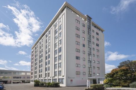 Photo of property in Hobson Court Flats, 33/70u Hobson Street, Thorndon, Wellington, 6011