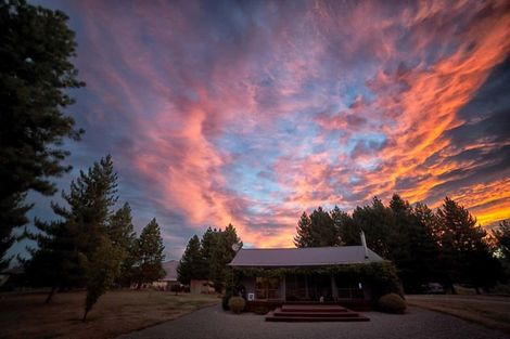 Photo of property in 15 North West Arch, Twizel, 7901
