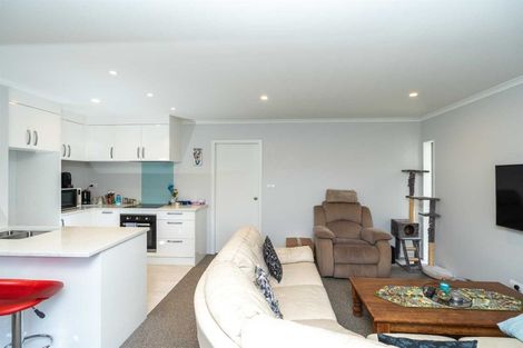 Photo of property in 13u3 Crosher Place, Silverdale, Hamilton, 3216