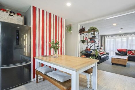 Photo of property in 140 Hay Street, Bromley, Christchurch, 8062
