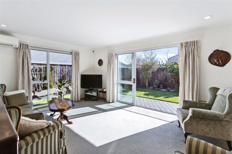Photo of property in 64 Apsley Drive, Avonhead, Christchurch, 8042