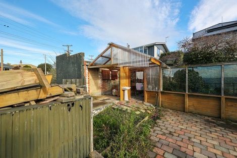 Photo of property in 11 Earls Road, Saint Clair, Dunedin, 9012