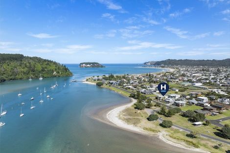 Photo of property in 301 Beach Road, Whangamata, 3620