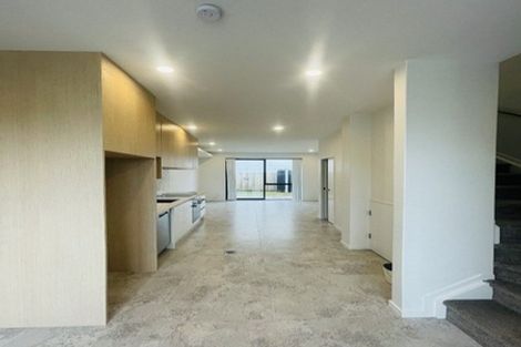 Photo of property in 10/1 Sylvan Crescent, Te Atatu South, Auckland, 0610