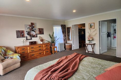 Photo of property in 23 Saint Laurent Way, Ohau, Levin, 5570