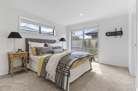 Photo of property in 17 Raki Street, Pukekohe, 2120