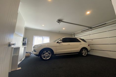 Photo of property in 30 Godfrey Drive, Orewa, 0931