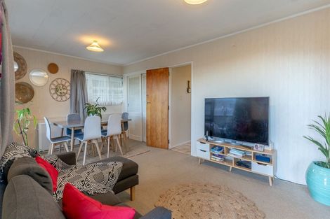 Photo of property in 12 Moana Terrace, Snells Beach, 0920