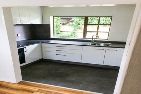 Photo of property in 1 Carbine Court, Awapuni, Palmerston North, 4412