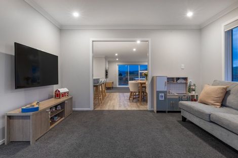 Photo of property in 6 Stunsail Lane, Whitby, Porirua, 5024