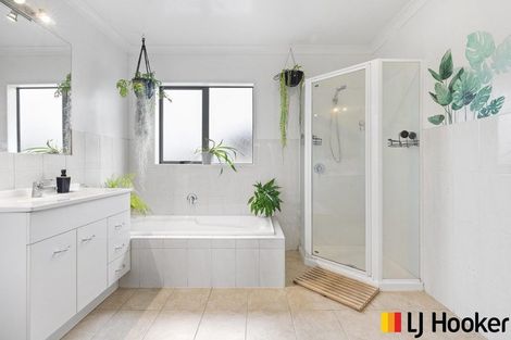 Photo of property in 61a Kayes Road, Pukekohe, 2120