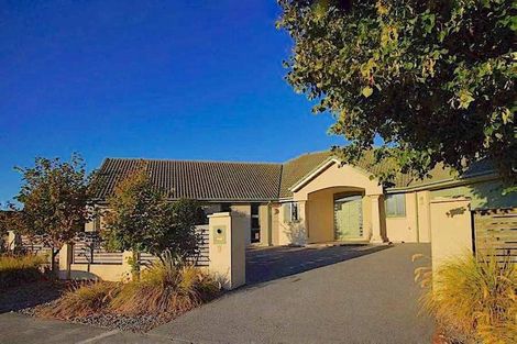 Photo of property in 9 Epsom Drive, Rangiora, 7400