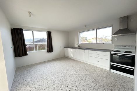 Photo of property in 2/202 Sawyers Arms Road, Bishopdale, Christchurch, 8053