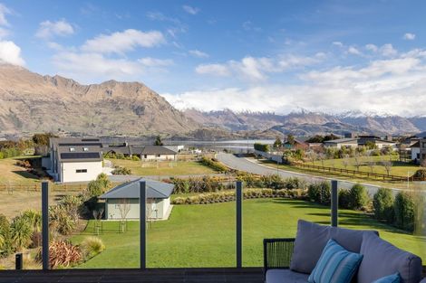Photo of property in 28 Minaret Ridge, Wanaka, 9305