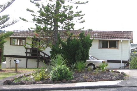 Photo of property in 2/135 Stredwick Drive, Torbay, Auckland, 0630