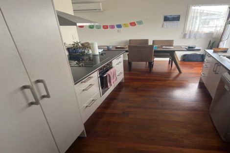 Photo of property in 41 Rathgar Road, Henderson, Auckland, 0610