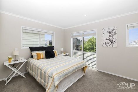 Photo of property in 5 Poaka Road, Hobsonville, Auckland, 0616