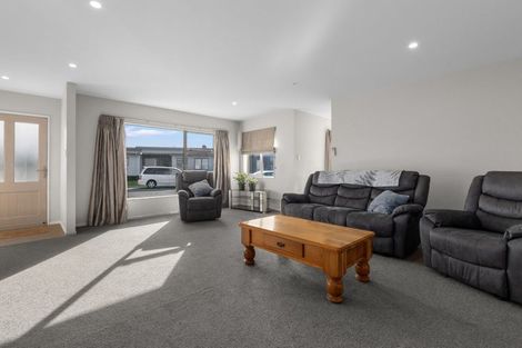 Photo of property in 17 Scoria Close, Pyes Pa, Tauranga, 3112