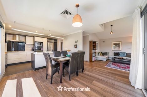 Photo of property in 8a Glen Iris Grove, Woburn, Lower Hutt, 5010