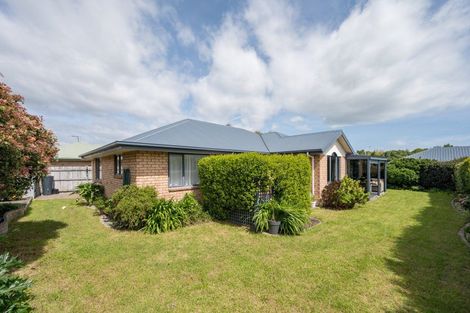 Photo of property in 28 Allport Place, Stoke, Nelson, 7011