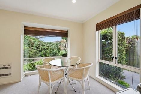 Photo of property in 395a Yaldhurst Road, Russley, Christchurch, 8042