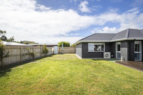 Photo of property in 3 Keene Drive, Bell Block, New Plymouth, 4312