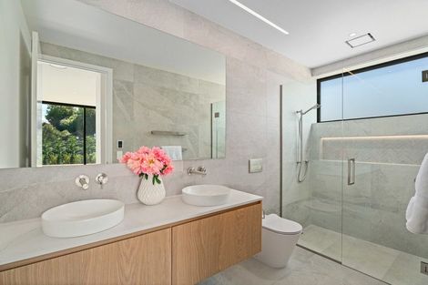 Photo of property in 44 Stackbrae Avenue, Wanaka, 9305