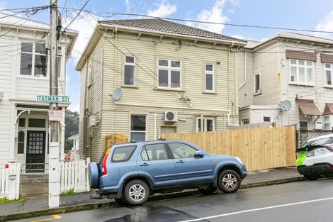 Photo of property in 93 Tasman Street, Mount Cook, Wellington, 6021