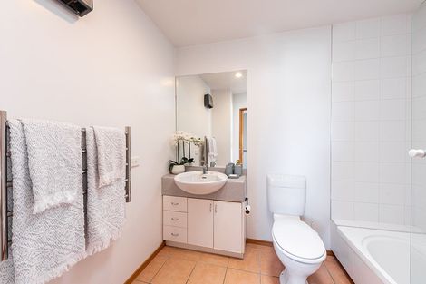 Photo of property in 40b Picton Avenue, Riccarton, Christchurch, 8011