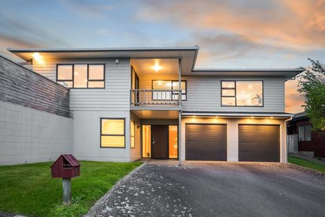 Photo of property in 5 The Top Gallant, Whitby, Porirua, 5024