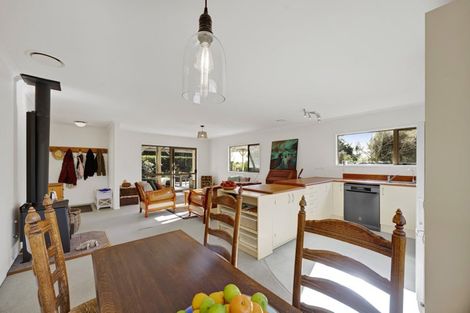 Photo of property in 164 Cross Road, Lepperton, New Plymouth, 4373