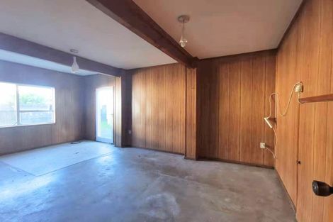 Photo of property in 59 Priestley Drive, Bucklands Beach, Auckland, 2014