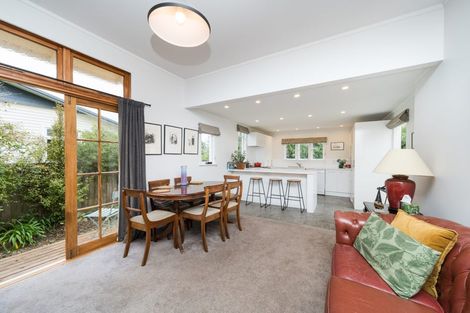 Photo of property in 7 Rangitane Street, Palmerston North, 4414