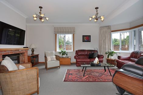 Photo of property in 2 Sandon Road, Feilding, 4702