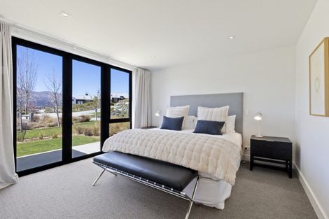 Photo of property in 1 Owen Marshall Lane, Arrowtown, 9371