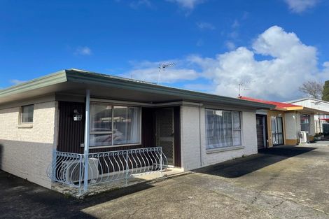Photo of property in 2/33 Kimpton Road, Papatoetoe, Auckland, 2025