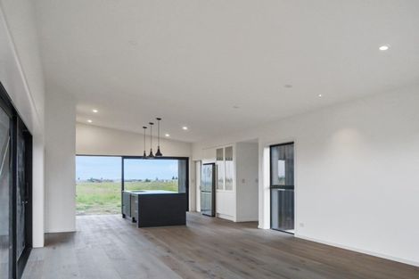 Photo of property in 30 The Drive, Twizel, 7999