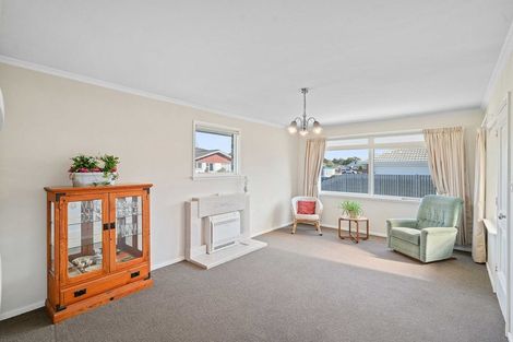 Photo of property in 7 Apollo Place, Papanui, Christchurch, 8052