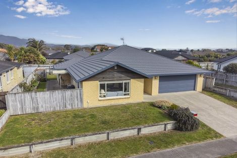 Photo of property in 84 Regent Drive, Paraparaumu Beach, Paraparaumu, 5032
