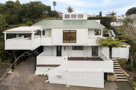 Photo of property in 2/24 Colonial Road, Birkenhead, Auckland, 0626