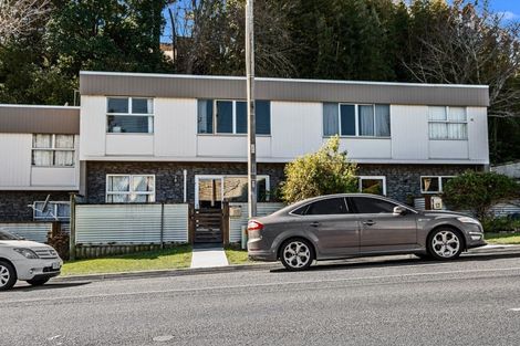 Photo of property in 8 Carrington Street, Lower Vogeltown, New Plymouth, 4310
