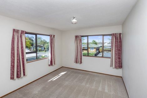 Photo of property in 15 Valerie Place, Redwood, Christchurch, 8051