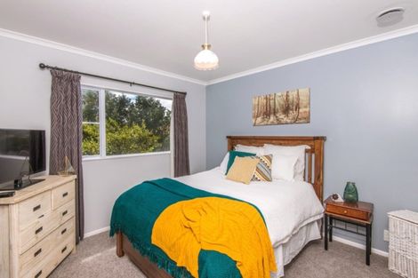 Photo of property in 153 Westchester Drive, Churton Park, Wellington, 6037