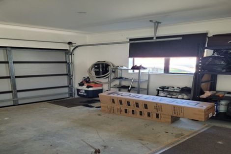 Photo of property in 48a Nikau Street, New Lynn, Auckland, 0600