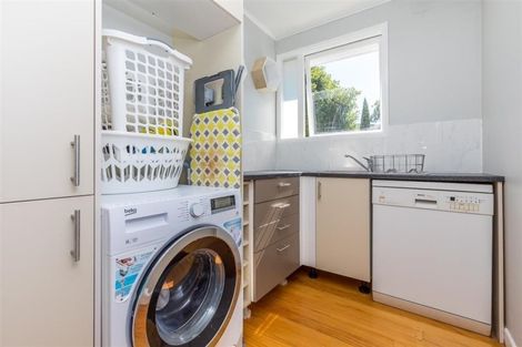 Photo of property in 79 Glamorgan Drive, Torbay, Auckland, 0630