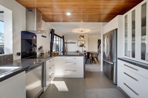 Photo of property in 100 Proctor Street, Papanui, Christchurch, 8053